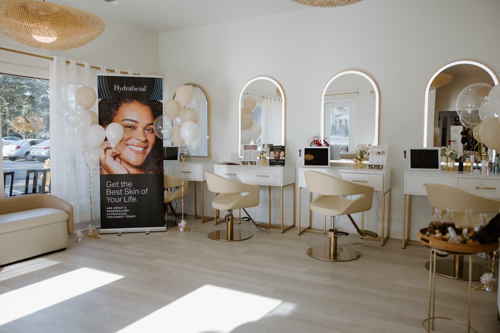 A moment at Nail Talk & Spa 4