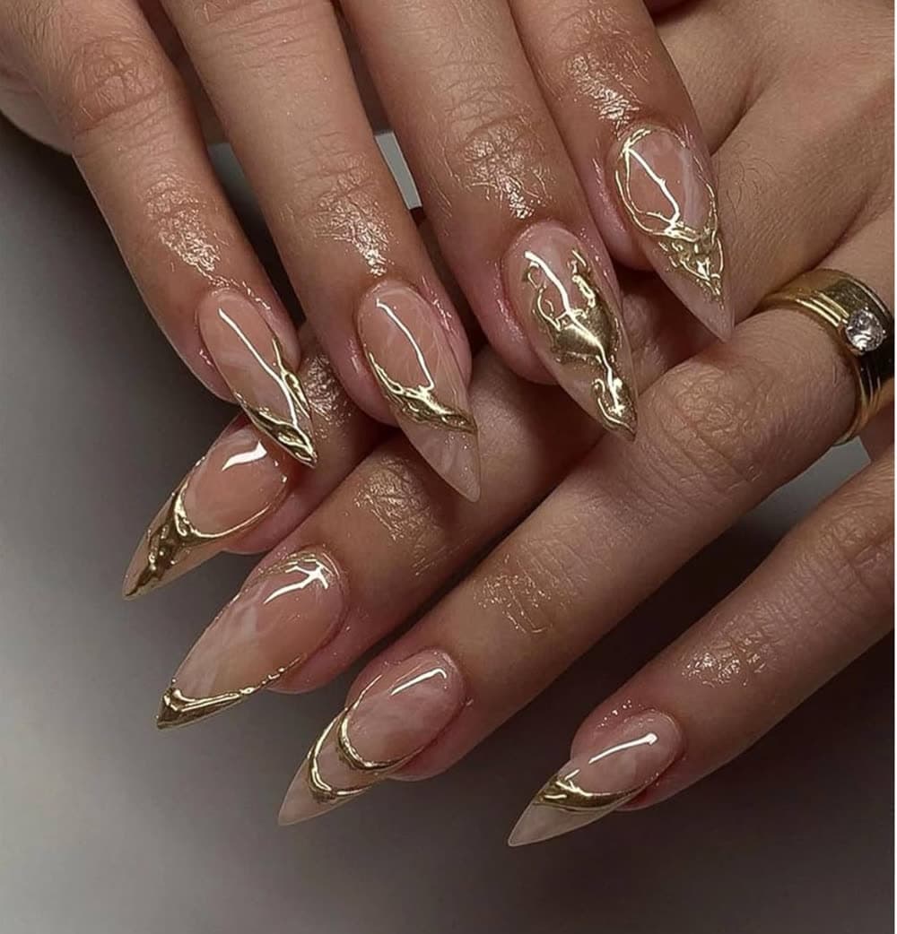 Nail art detail 8